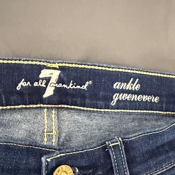 7 for all mankind ankle gwenevere. Waist 28 - Picture 3 of 6